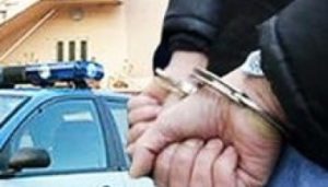 Polizia arresto11 300x171 VIGILANTE UCCISO A NAPOLI: FERMATI TRE MINORENNI, VOLEVANO RUBARE ARMA DELLA VITTIMA