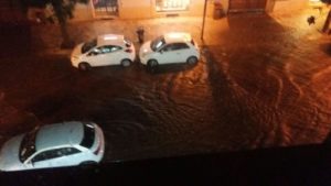 IMG 20171105 WA0001 300x169 TEMPORALE...E CORSO TRIESTE SI TRASFORMA IN UN FIUME