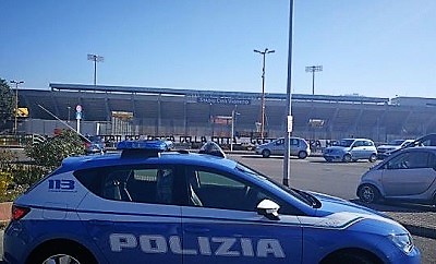 auto polizia OPERAZIONE DELLA P.S., ARRESTATO SPACCIATORE