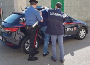 foto arresto 2 300x218 TENTARONO DI RUBARE AUTOCARRI, ARRESTATO QUARTO COMPONENTE DELLA BANDA