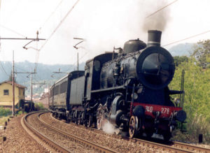 Locomotiva a vapore 300x219 PIETRELCINA, FONDAZIONE FS DONA CARRELLO PER TRASPORTO DISABILI