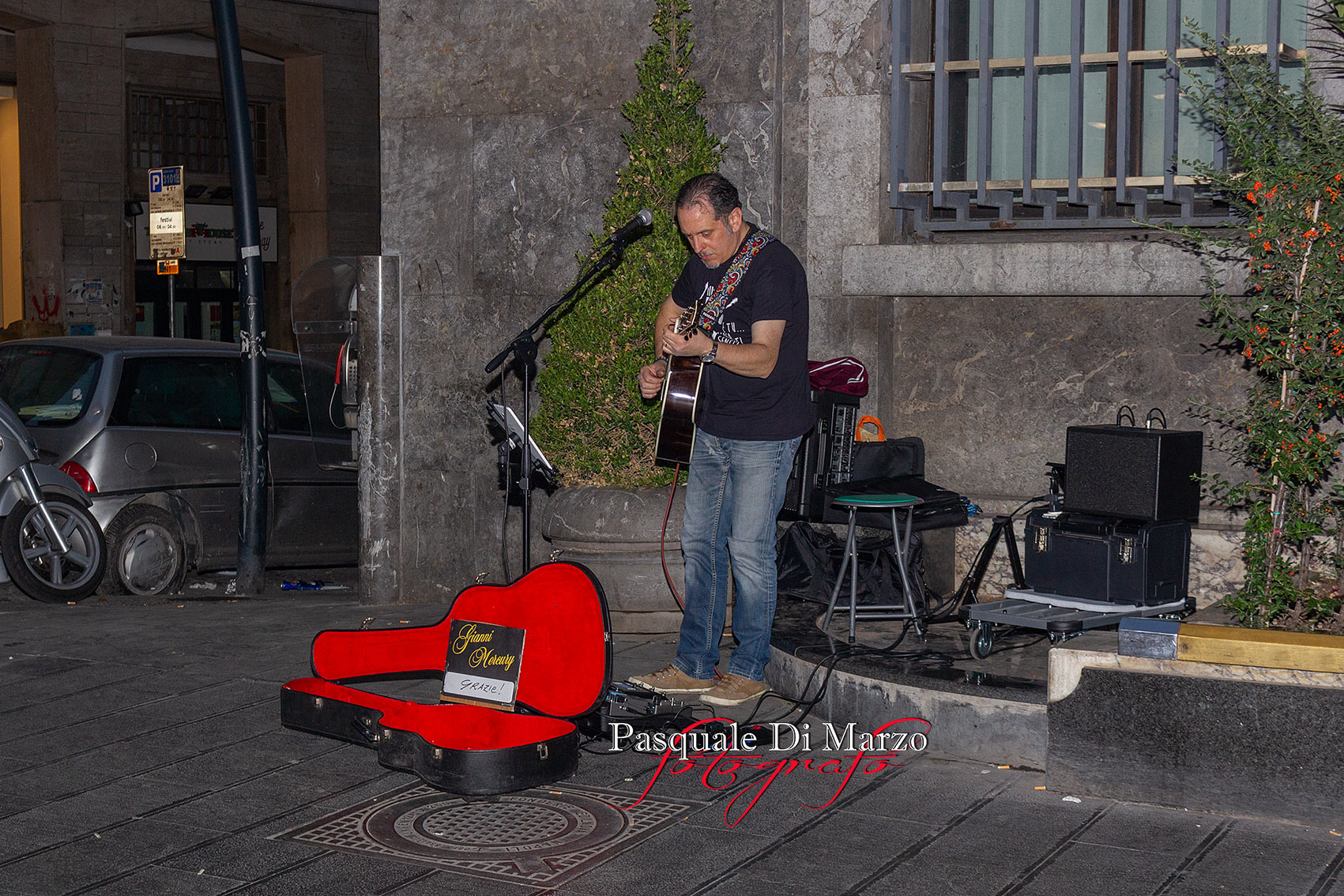 IMG 6947 A NAPOLI IN VIA TOLEDO LA SECONDA EDIZIONE DEL NAPOLI BUSKERS FESTIVAL, LA FOTOGALLERY