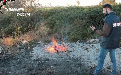 CARABINIERI FORESTALE SAN TAMMARO, COMBUSTIONE ILLECITA DI RIFIUTI: DUE ARRESTI