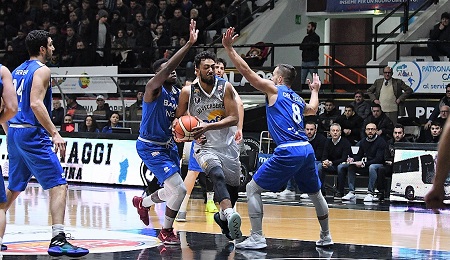 hassan LA DECO CASERTA E IN COPPA ITALIA