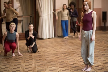 suspiria guadagnino 1 “SUSPIRIA”: LUCA GUADAGNINO OMAGGIA O STRAVOLGE IL CLASSICO DI DARIO ARGENTO?