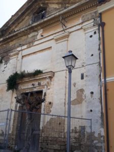 Chiesa tot 225x300 CASAGIOVE, OLTRE I DANNI DI BURIAN CI SONO PROBLEMI CHE NON VENGONO SPAZZATI VIA DAL VENTO