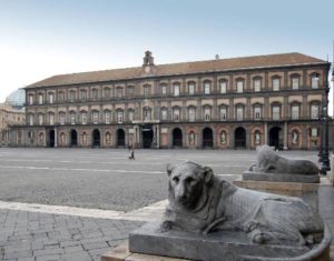 PALAZZO REALE 300x235 PALAZZO REALE OSPITERA I MANUFATTI DELLA FARMACIA DEGLI INCURABILI