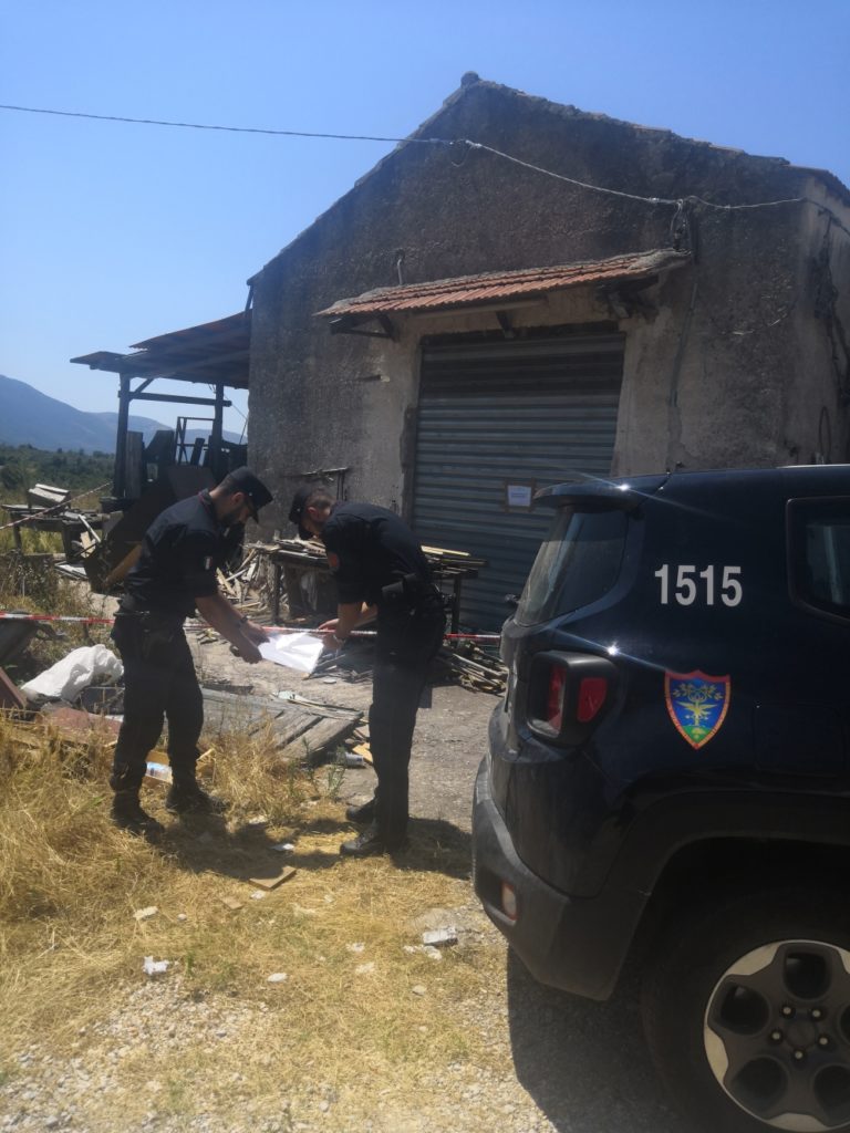 IMG 20190722 124054 768x1024 SESSA AURUNCA: CARABINIERI FORESTALI HANNO SOTTOPOSTO A SEQUESTRO GIUDIZIARIO PER VIOLAZIONI AMBIENTALI UN OPIFICIO ARTIGIANALE OPERANTE NEL SETTORE DELLA FALEGNAMERIA