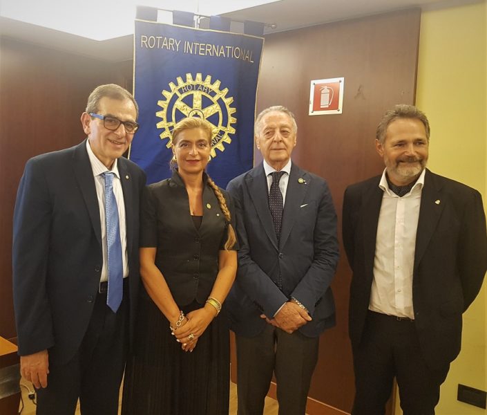 20190923 215324 1 ROTARY CLUB CASERTA LUIGI VANVITELLI: INCONTRO SULLE NUOVE GENERAZIONI CON IL PAST GOVERNOR LUCIANO LUCANIA