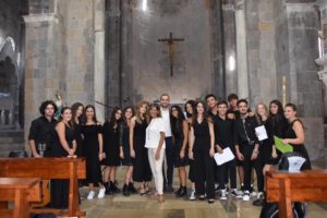 foto casertavecchia 300x200 LICEO MANZONI, CERIMONIA DI ADOZIONE DEL DUOMO