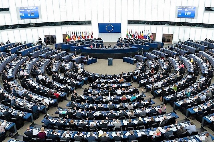 Parlamento Europeo LA MELONI È LA GIORGINA DEL FDG?...O È UN’ALTRA?