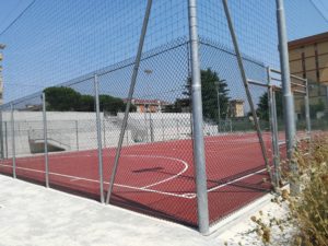 SMCV CAMPO POLI5 300x225 SANTA MARIA CAPUA VETERE, DIMEZZATO CANONE PER IMMOBILI COMUNALI E IMPIANTI SPORTIVI