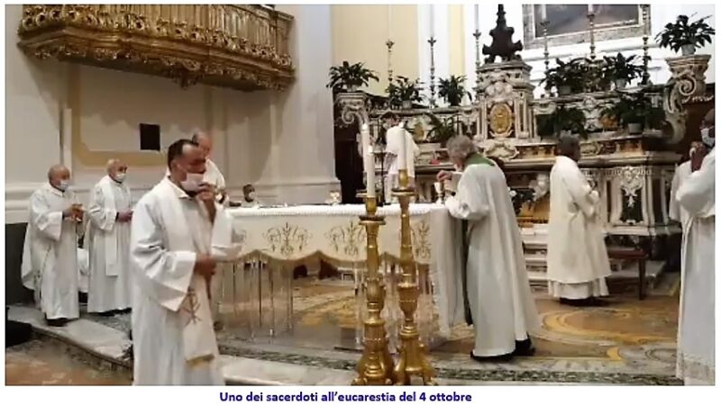 sacerdoti sessa scaled SESSA AURUNCA: ALLARME COVID 19 IN DIOCESI!