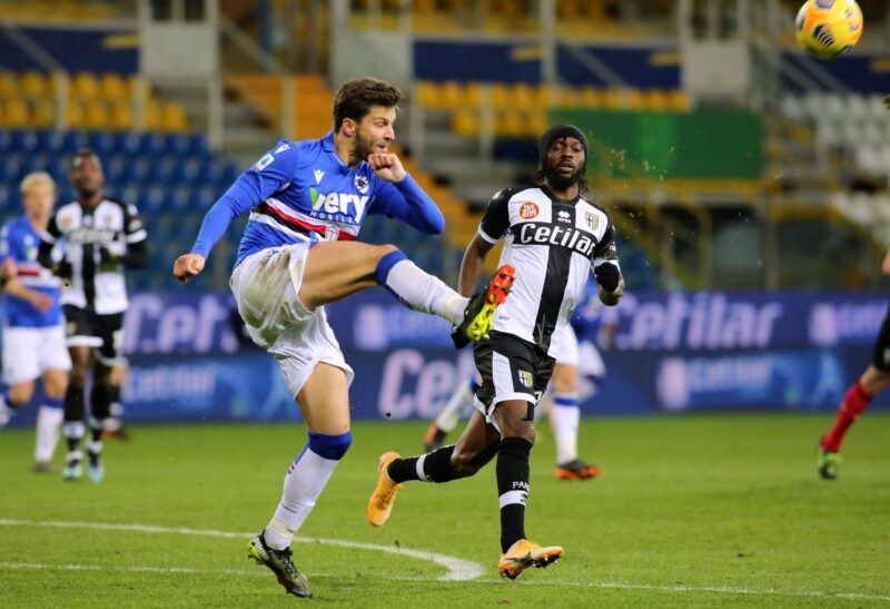 V00A6103 scaled CALCIO SERIE A: LA SAMPDORIA CORSARA A PARMA, GIALLOBLU IN CRISI PROFONDA   LA FOTOGALLERY