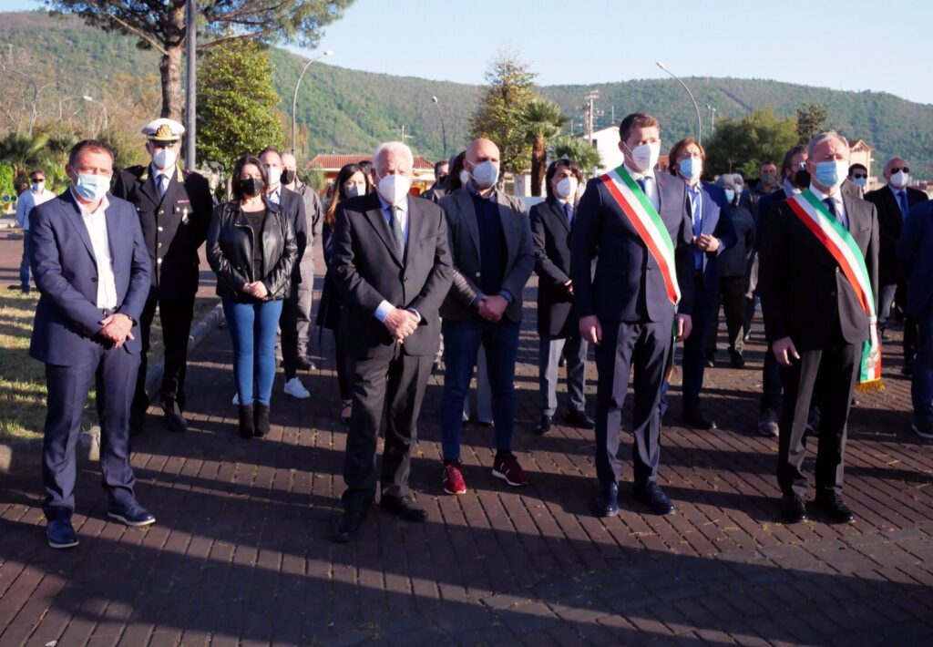 04 1024x710 SAN MARCO EVANGELISTA, FESTA DELLA LIBERAZIONE: DEPOSTA LA CORONA DALLORO PER LE VITTIME DI GUERRA