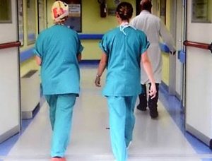 INFERMIERI BIS 1280x720 1 300x228 MEDICI, DIRIGENTI SANITARI E INFERMIERI, OSTETRICHE E PROFESSIONI SANITARIE EX LEGGE 43/2006 BOCCIANO LA MANOVRA: 48 ORE DI SCIOPERO A GENNAIO