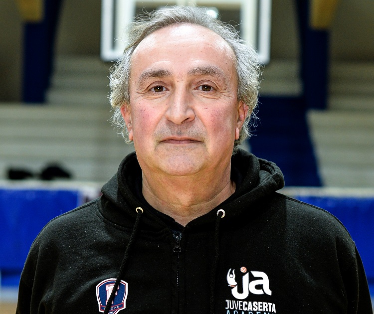 Domenico Posillipo LADDIO DELLA BLE JUVECASERTA AL COACH MIMMO POSOLLIPO