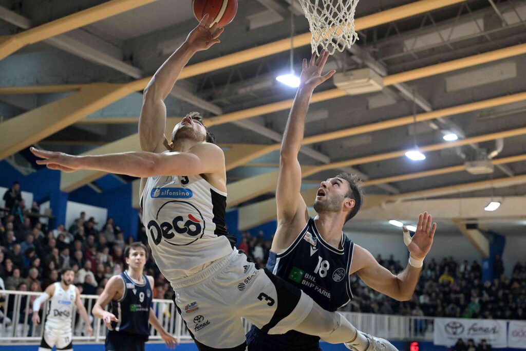 foto 29 1024x683 BASKET B, LUISS ROMA BATTE CASERTA AL PALAPICCOLO E VA AI QUARTI DI COPPA ITALIA