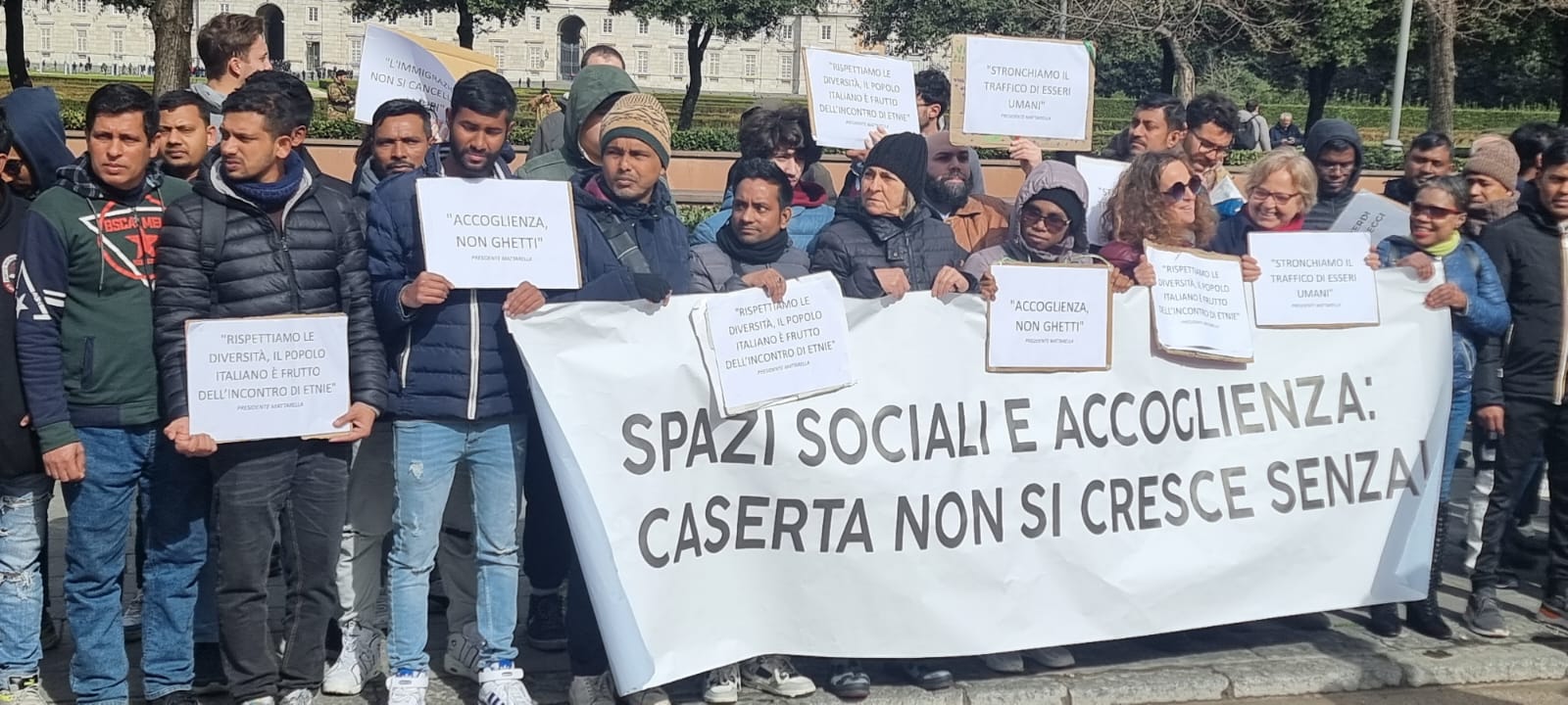 il movimento migranti e rifugiati di Caserta saluta il presidente Mattarella  IL MOVIMENTO MIGRANTI E RIFUGIATI DI CASERTA SALUTA IL PRESIDENTE DELLA REPUBBLICA ITALIANA