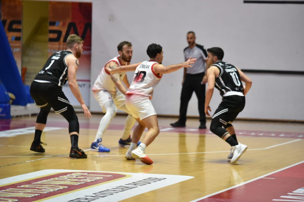 FOTO 12 1024x683 A MENTE FREDDA #14, LA PAPERDI JUVECASERTA PRESENTA IL TRIS VINCENTE A CHIETI. GIORGI LUOMO DI PIETRA, PROSSIME QUATTRO PER CAPIRE LE AMBIZIONI