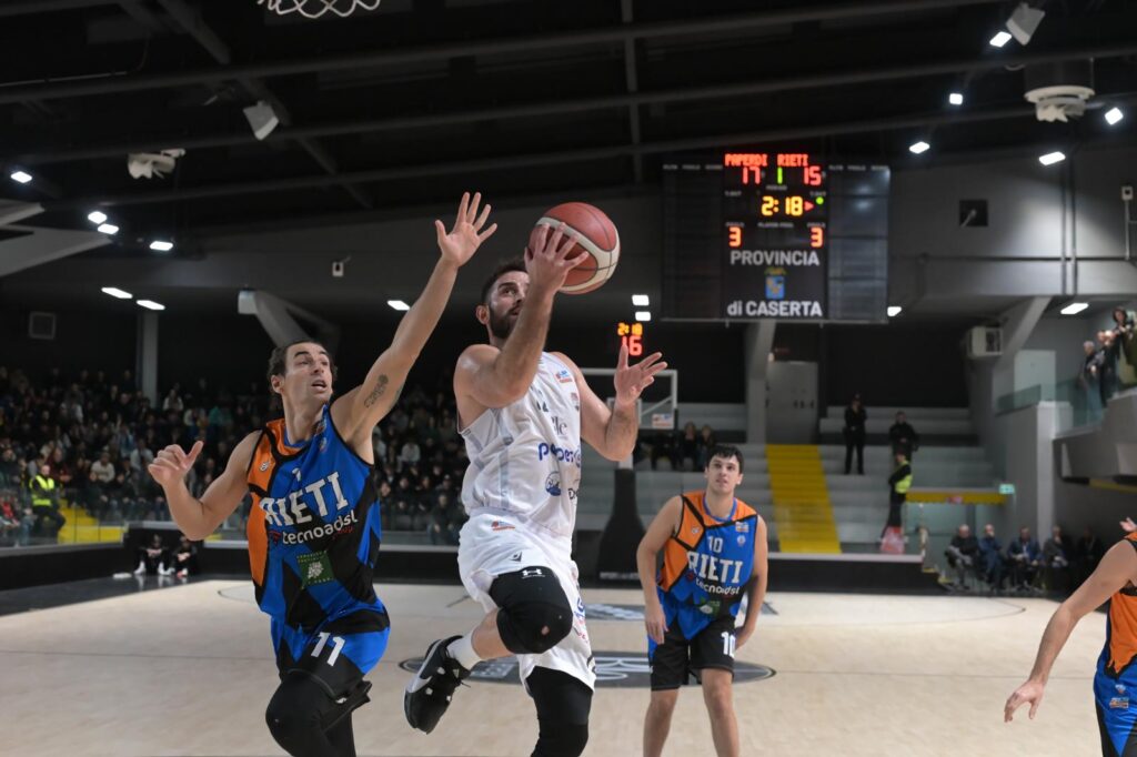 %name A MENTE FREDDA #15, QUATTRO IN FILA PER LA PAPERDI JUVECASERTA: RIETI KO. DARGENZIO UN GIGANTE, MA LA SQUADRA GIRA